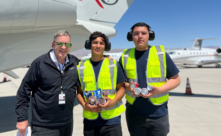 Desert Jet | DESERT JET PARTNERS WITH CV USD TO INTRODUCE AVIATION CAREER OPPORTUNITIES TO HIGH SCHOOL STUDENTS IN THE EAST VALLEY
