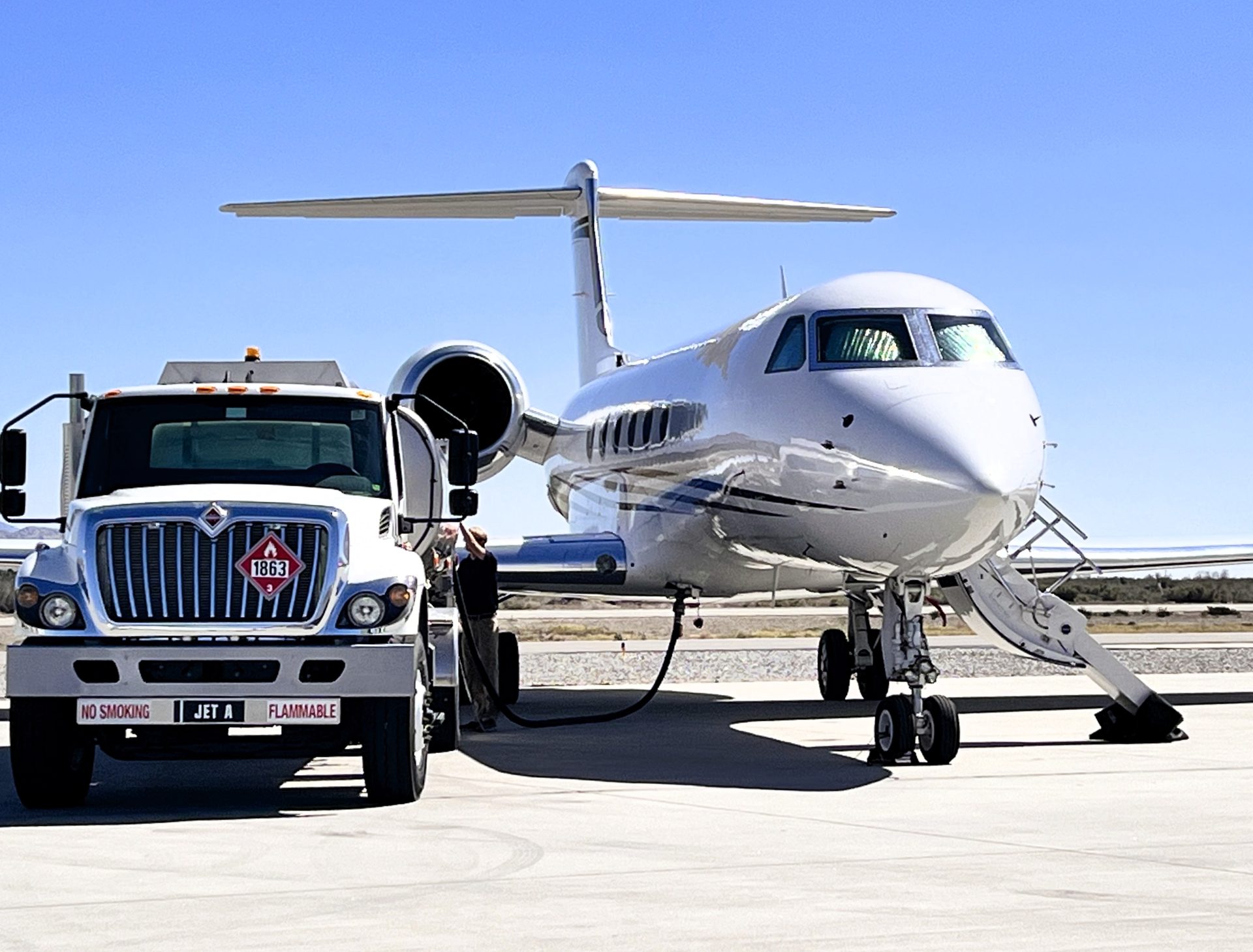 Desert Jet | Desert Jet Partners with TITAN Aviation Fuels to Offer Sustainable Aviation Fuel (SAF) at its KTRM FBO