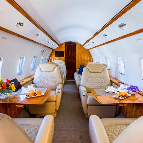 Desert Jet | DESERT JET WELCOMES THE CHALLENGER 300 TO ITS GROWING CHARTER FLEET